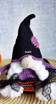 Amigurushka Gifts - Tatiana Sheremetyeva / Tatyana Sheremeteva - The Witch Gnome and The Witchs House