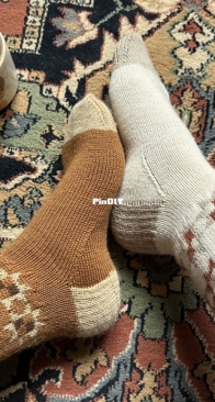 Renarde Endormie - Once upon a quilt socks - English