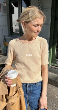 Cumulus Tee O-neck by Mette-Wendelboe Okkels - PetiteKnit - English