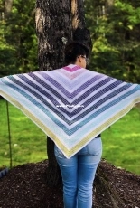 Bela Crochets - Cotinga Triangle Shawl - Free