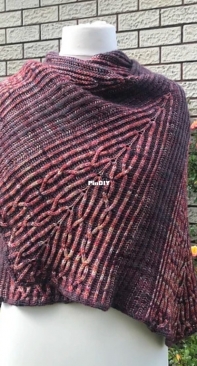 Sinuosity shawl by Leela Frankcombe - English