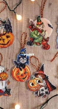 Letistitch L8008 Halloween Toys Kit of 8 pieces