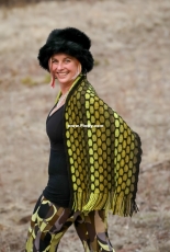Bee Brave Shawl by Andrea Shanti