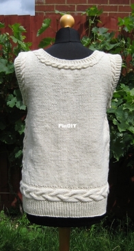 Seamless cabled vest by Maryna Radzko - Russian - FREE