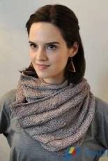 Knit Bug-Triangles! Cowl by Valérie Miller-Free