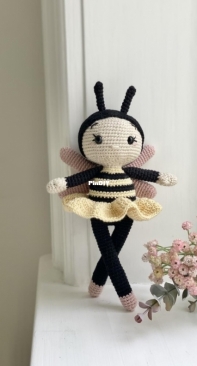 By Sonnenschein - Christine Sonnenschein - Betty the Bee