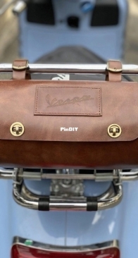 Vespa Motorcycle Saddle Bag - Ayrat Afzalutdinov -  Free