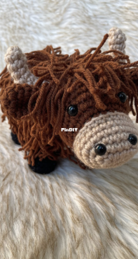 Knot Nook Co - Peg - (Yak) Highland Cow