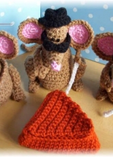 KTBdesigns - Sally Byrne - Three Blind Mice - English