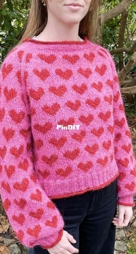 Hearts Sweater by Marita Clementz- English