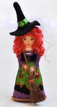 Living on the Rainbow - Luna the Young Witch