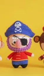 Aquariwool - Nguyễn Thanh Hương -Combo 3 in 1 - Momo the Pirate Monkey - Diggy the Gold Digger Pirate - Pilap the Pirate Captain - Momo o macaco pirata - Diggy o pirata de ouro - Pilap o capitão pirata - Portuguese - Translated
