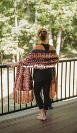 Tl crochet- Tracy Collins -  Pebble Creek Pocket Scarf