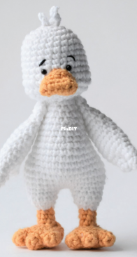 Sleepy Sheep Patterns - Rachel Randle - Duncan the Duck