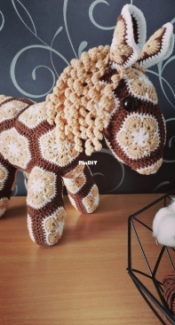 brown horse