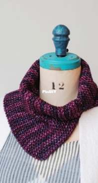 Start Here Cowl by Faustina Konkal-Free