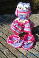 Owl snuggle and baby flipflops