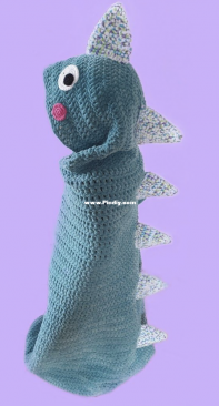 Hobbii Friends - Super Cute Design - Jennifer Santos - 1011-203-5879 - Dino Blanket - Free