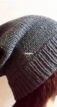 Slouchy Beanie by Doris Lindner - German, English - Free