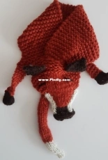 Sleepy Fox Scarf by Martina Boxler-Free