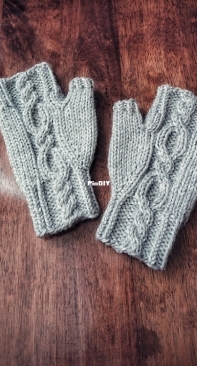 Pewter Mitts by Alecia Hornfeldt-Free