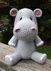 Lisa Jestes Designs - Lisa Jestes - Baby Hippo