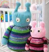 Coats & Clark Red Heart WR2174 Adorable Aliens by Nancy Anderson