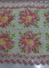 crochet rug wiggliy with sunflower