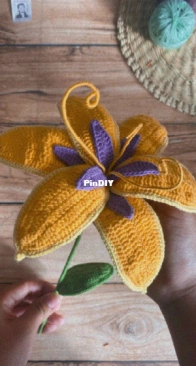 Sienna Handmade - Lilian Sandoval - Magic Flower - English translated