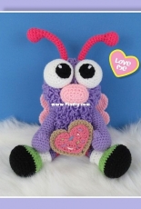 Deanna Albon -Love Me Bug