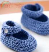 Stitch Nations by Debbie Stoller SNO151 Baby Janes Booties by Linda Cyr.