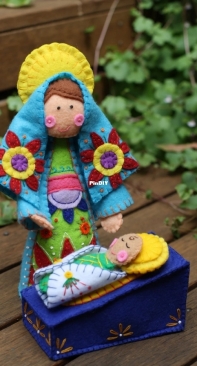 Elliotts Playground - Clara Batton Smith - Nativity Series - Mary and Baby Jesus