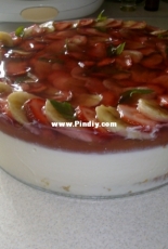 strawberry banana cake