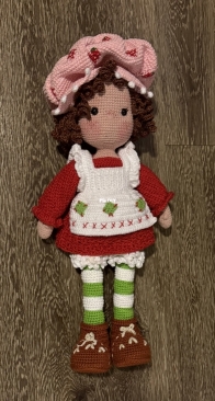 20” Strawberry Shortcake it’s a Tutitas pattern