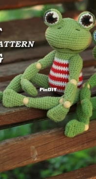 Toys Metlina Elena / Mari Shka My Toys - Elena Metlina / Marina Mikhalka - Little Frogs - Rescuers