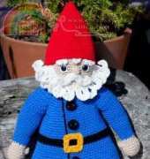 Yarnspirations - Red Heart LW2599 - Kj Hay - Gnorbert the Gnome - Free