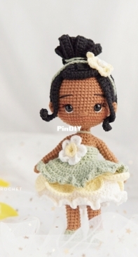 Green Frog Crochet - Thuy Anh - Đặng Thùy Anh  - Tiana - Portuguese - Translated