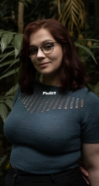 Mika Tee by Johanna Schütz - English