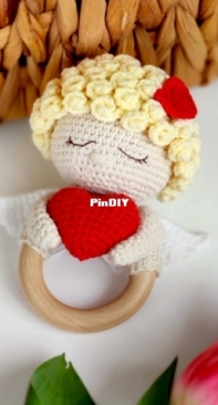 Tito Toy - Svetlana Okhlopkina - Cupid Rattle - Chocalho Cupido - Portuguese - Translated