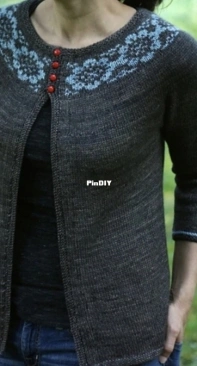 Dancing Queen Cardigan - Bronwyn Head - Casapinka