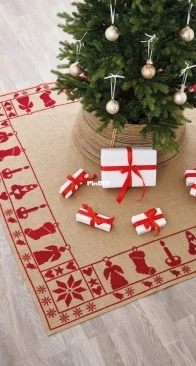 Permin 45-5276 Christmas Motifs Tree Skirt - xsd