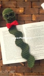 Heart Hook Home - Ashlea Konecny - Nerdy Bookworm Bookmark - Free