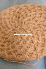 Rett i fletta Beanie by Nellas April-English,Norvegian-Free