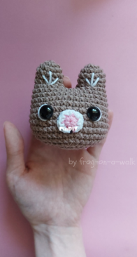 Frog on a Walk - Bear Head - Free