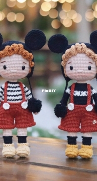 Lulu Petite Doll - Petite Balcony - Toshicraft - Alexander - Huong Chi - Huong Hoang - Nikki the Doll - Nikki La Poupée - French