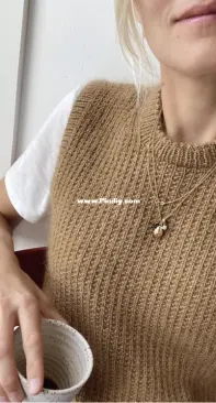 Friday Slipover by Mette-Wendelboe Okkels - PetiteKnit