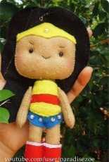Paradise Zoe -- Mulher Maravilha - Wonder Woman Felt Pattern  Portuguese