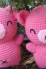 Couple piggies