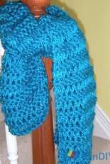 Easy Chunky Scarf by Samantha Paya  -Free
