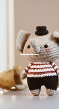 Hainchan Design - Hainchan - Hanh Tran - Little Elephant - Pequeno Elefante -  Portuguese - Translated
